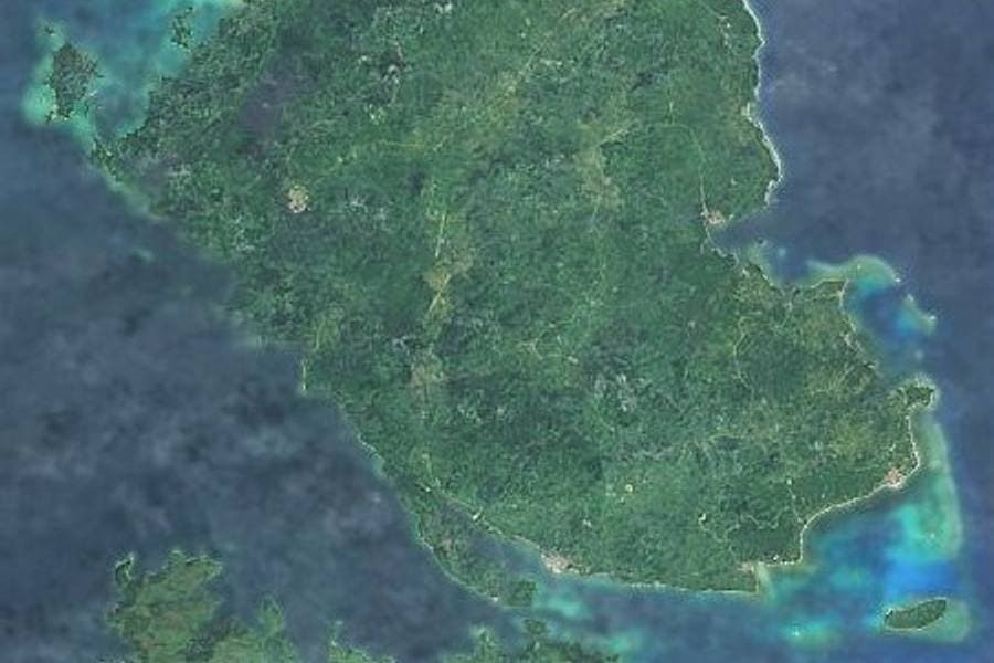錫亞高島